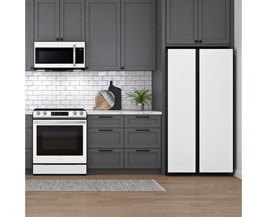 Réfrigérateur côte-à-côte à profondeur de comptoir Bespoke de 36 po, 22,6 pi³. avec centre de breuvage Samsung - RS23CB760012AA