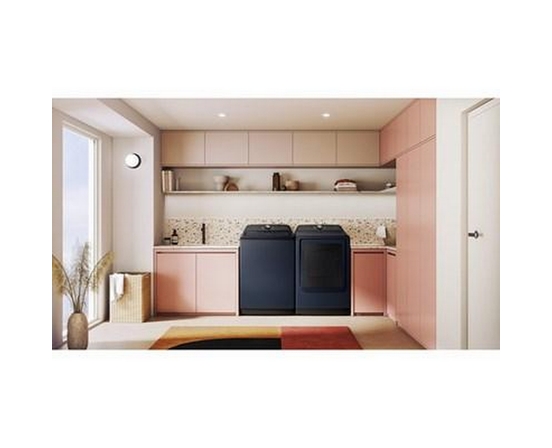 Sécheuse électrique de 7.4 pi³ avec Pet Care Dry et Nettoyeur a Vapeur+ Samsung - DVE54CG7155DAC
