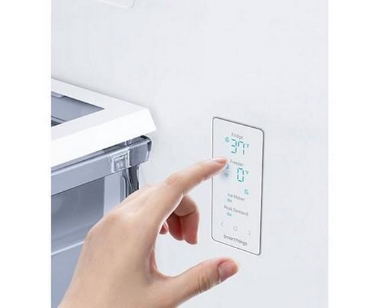 Réfrigérateur trois portes avec porte à deux battants à profondeur de comptoir de 18 pi³ Samsung - RF18A5101MT/AA