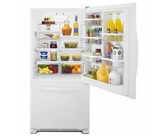 Réfrigérateur à congélateur inférieur de 33 po, 22 pi³ avec machine à glaçons Whirlpool - WRB322DMBW