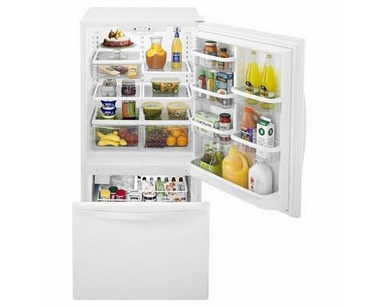 Réfrigérateur à congélateur inférieur de 33 po, 22 pi³ avec machine à glaçons Whirlpool - WRB322DMBW