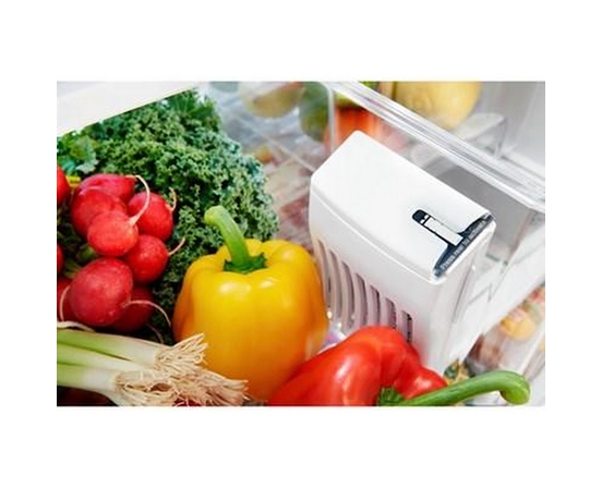 Réfrigérateur trois portes avec porte à deux battants amovible de 30 po, 19,7 pi³. avec distributeur externe d'eau avec filtration EveryDrop® Whirlpool - WRF560SEHV