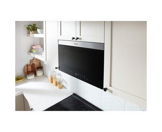 Four à micro-ondes à hotte intégrée de 30 po, 1,1 pi³. avec technologie Air Fry Whirlpool - YWMMF7330RZ