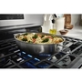 Cuisinière à gaz de 30 po avec technologie de cuisson à air et nettoyage à la vapeur Whirlpool - WFGS4530SW