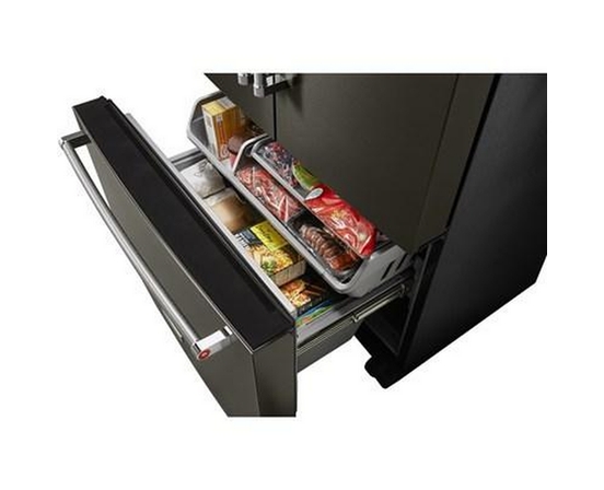 Réfrigérateur trois portes avec porte à deux battants à profondeur de comptoir de 36 po, 23.8 Pi cu. avec distributeur d'eau et de glaçons KitchenAid - KRFC704FBS