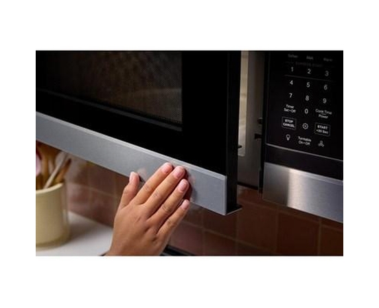 Four à micro-ondes à hotte intégrée de 30 po, 1,9 Pi cu.. KitchenAid - YKMMS130RPS