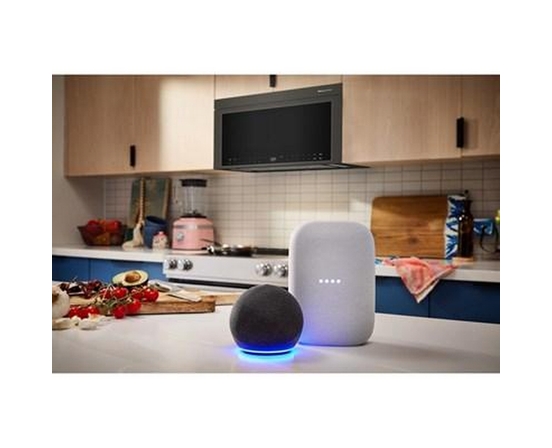 Four à micro-ondes à hotte intégrée de 30 po, 1,1 Pi cu.. avec technologie Air Fry KitchenAid - YKMMF530PBE