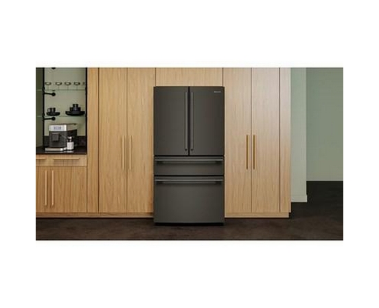Réfrigérateur trois portes avec porte à deux battants de 36 po avec système distributeur d'eau et de glaçons KitchenAid - KRFF436SBE