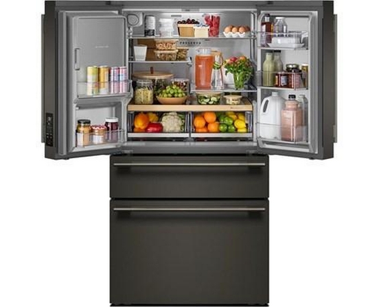 Réfrigérateur quatre portes avec porte à deux battants autoportant de 36 po, 29,51 Pi cu.. avec distributeur d'eau et de glace KitchenAid - KRMF436SBE