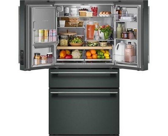 Réfrigérateur quatre portes avec porte à deux battants autoportant de 36 po, 29,51 Pi cu.. avec distributeur d'eau et de glace KitchenAid - KRMF436SJP