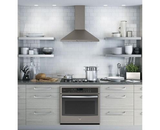 Hotte de cuisinière murale de 30 po GE - JVW5301EJESC