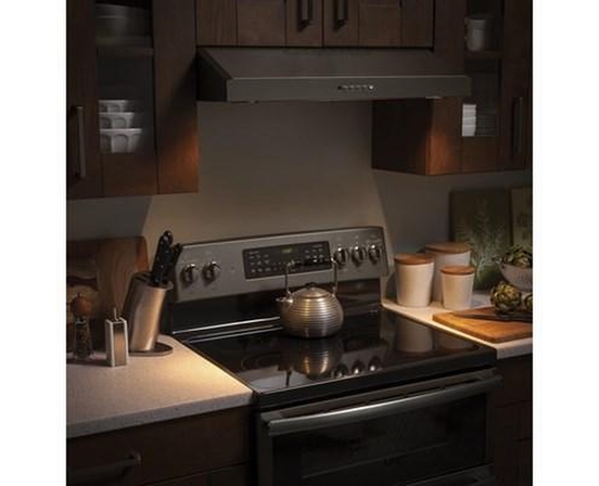 Hotte de cuisinère sous le cabinet de 30 po avec 4 vitesses GE - JVX5300EJESC