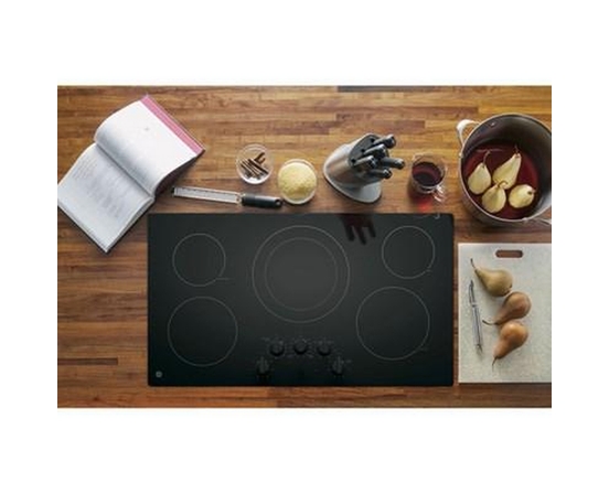 Table de cuisson encastrée électrique de 36 po GE - JP3036DLBB