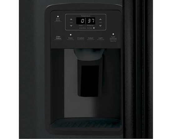 Réfrigérateur côte à côte de 33 po, 23 Pi cu. avec distributeur d'eau et de glace GE - GSS23GGPBB