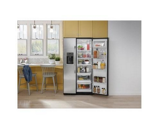 Réfrigérateur côte à côte de 33 po, 23 Pi cu. avec distributeur d'eau et de glace GE - GSS23GYPFS