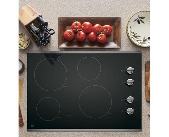 Table de cuisson encastrée électrique de 30 po GE - JP3030SWSS