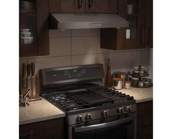 Hotte de cuisinière sous cabinet de 30 po avec 4 vitesses GE Profile - PVX7300EJESC
